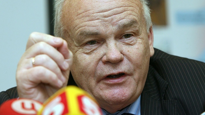 Велихов воспитал несколько поколений талантливых ученых, заявил Красников