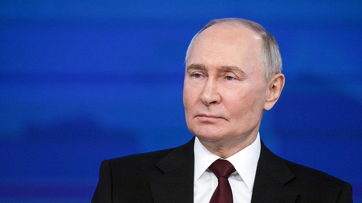 Российской промышленности нужны настоящие мастера, заявил Путин